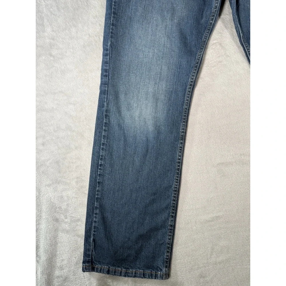 Levis levis 559